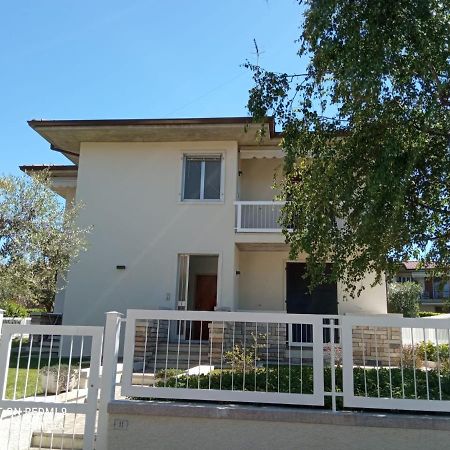 Betulla Bianca Villa Bardolino Bagian luar foto