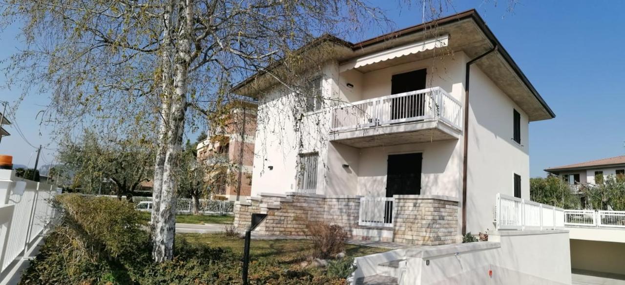 Betulla Bianca Villa Bardolino Bagian luar foto